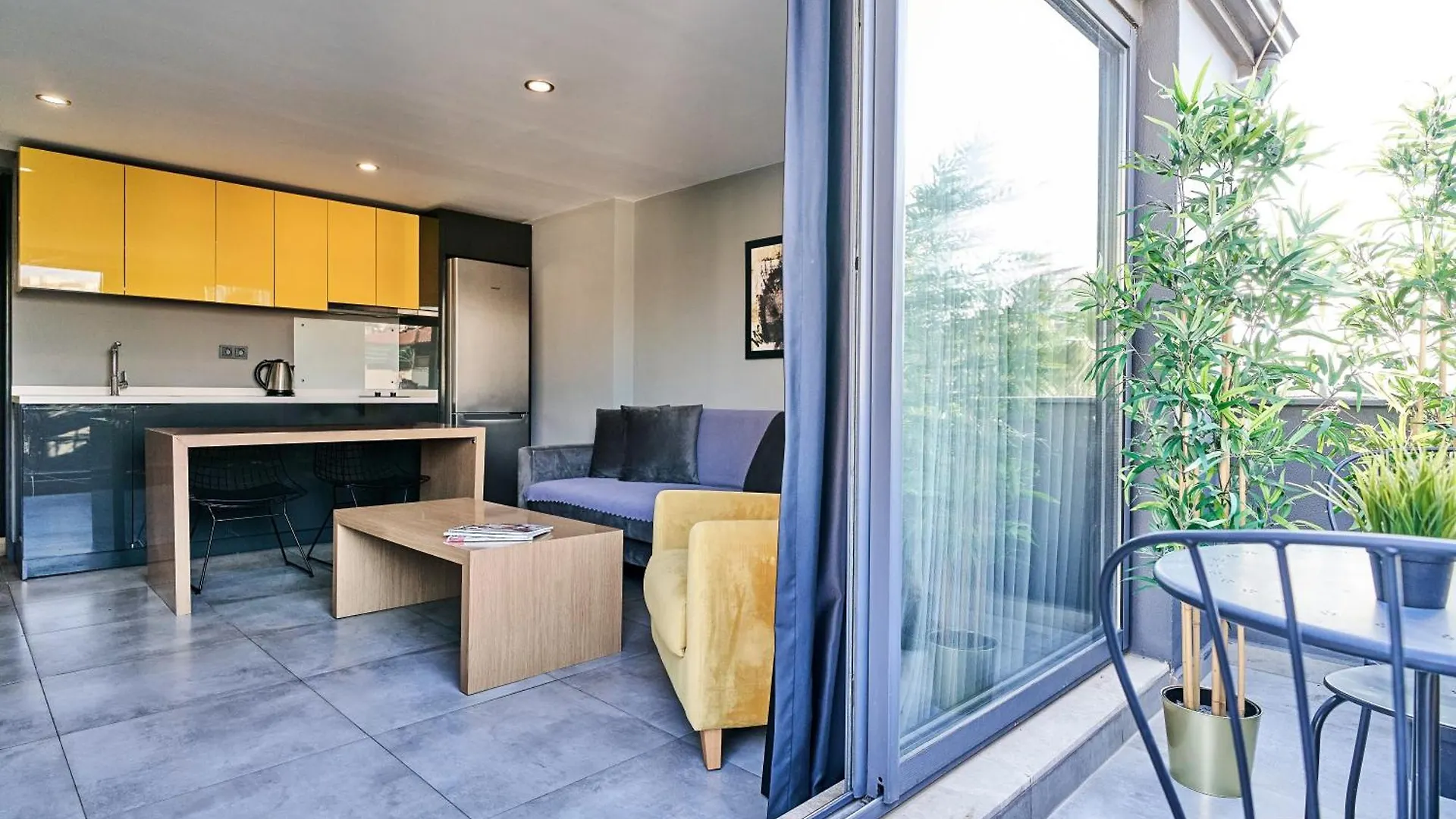 Loft 1502 Aparthotel Αττάλεια 2*,
